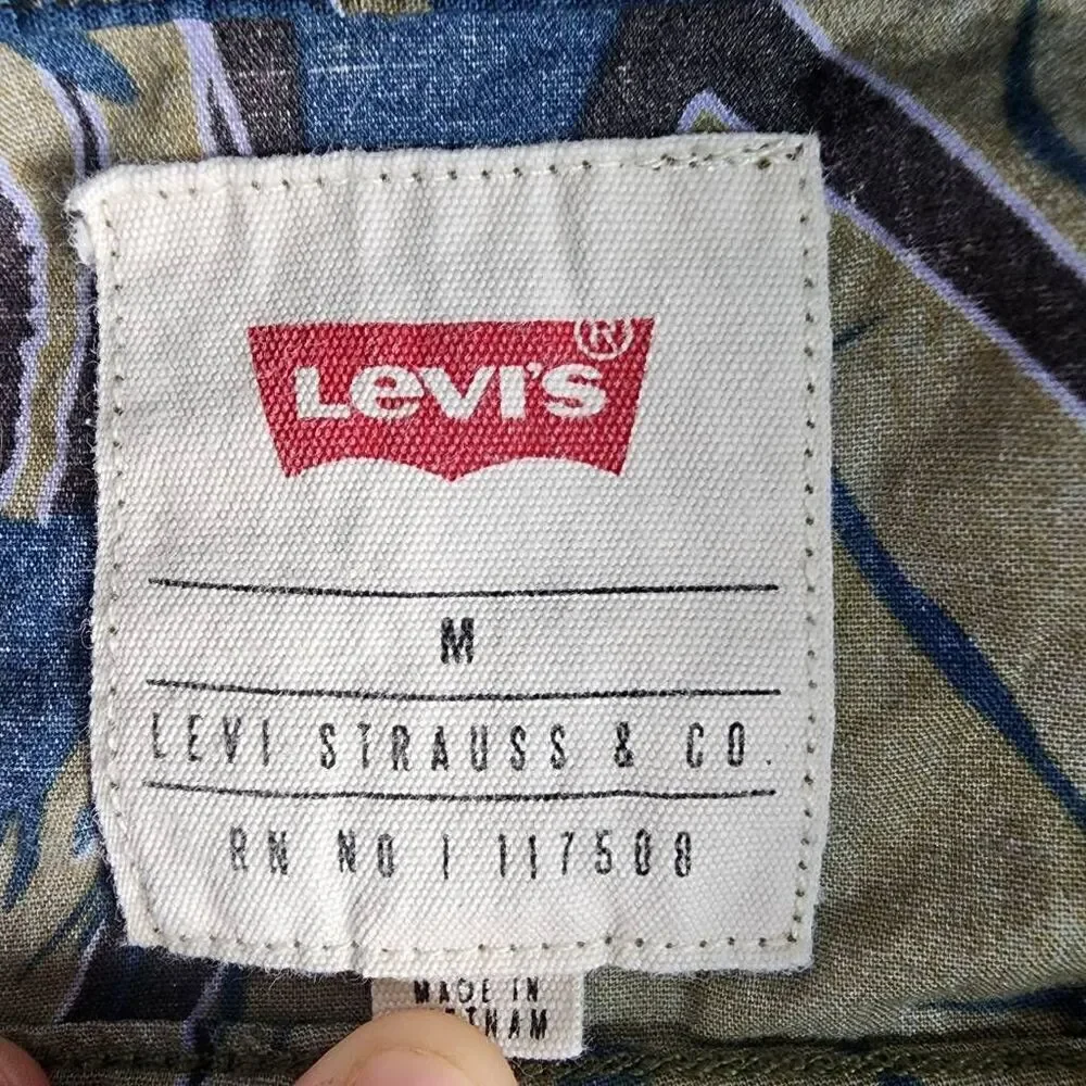 Levi's Green Floral Printed Men's Button Up Short Sleeve Shirt Size M C18